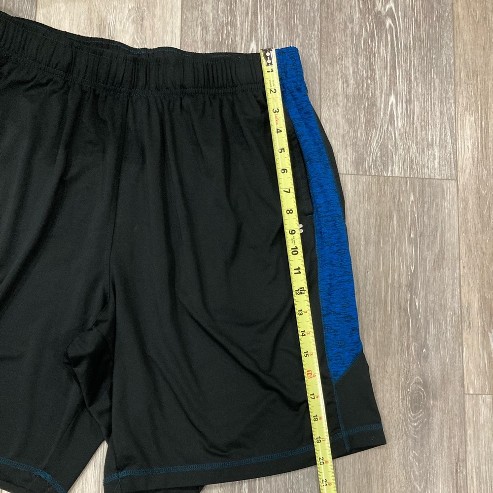 Fila Shorts XL Black and Blue Basketball Athletic Shorts - Picture 2 of 8